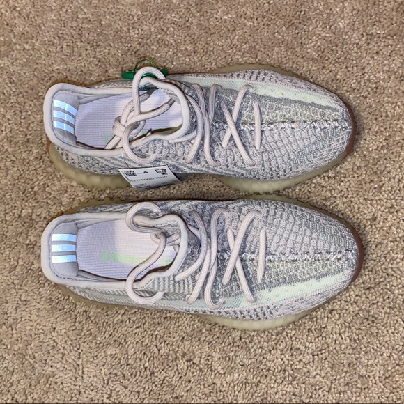 Yeezy Boost 350 V2 Citrin (Non-Reflective) NWT - Picture 2 of 12